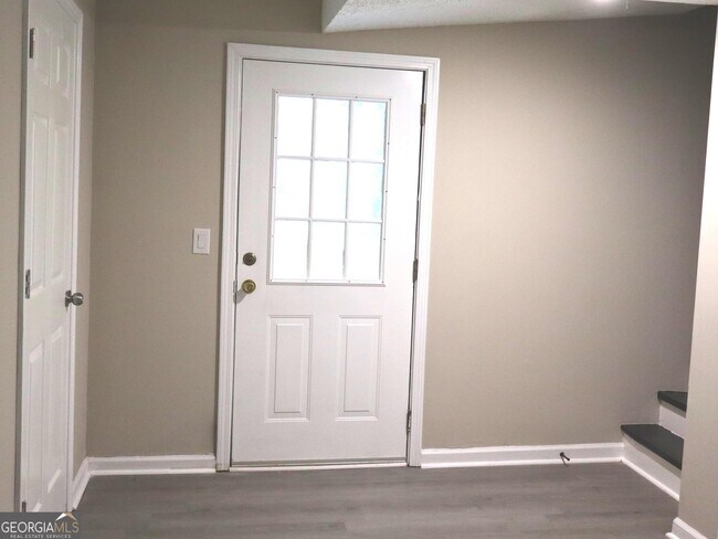 Building Photo - 2654 Spencers Trace NE