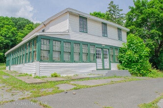 Building Photo - 1620 Columbia Turnpike