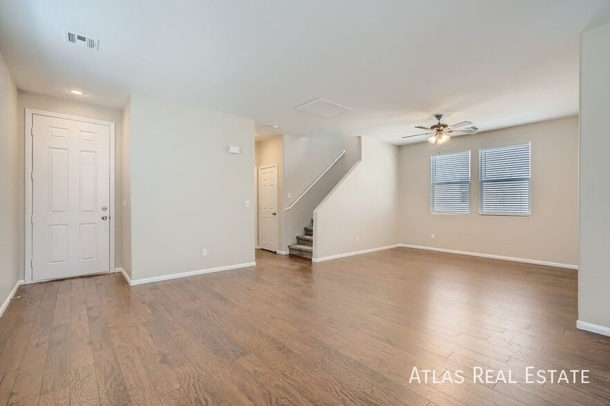 Building Photo - 3975 Silver Strike Ct