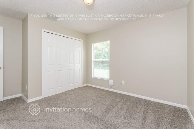 Building Photo - 306 Marquee Dr