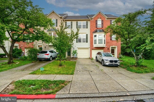 Primary Photo - 8820 Papillon Dr