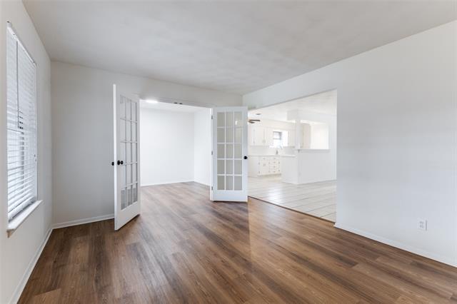 Building Photo - 10535 Chesterton Dr