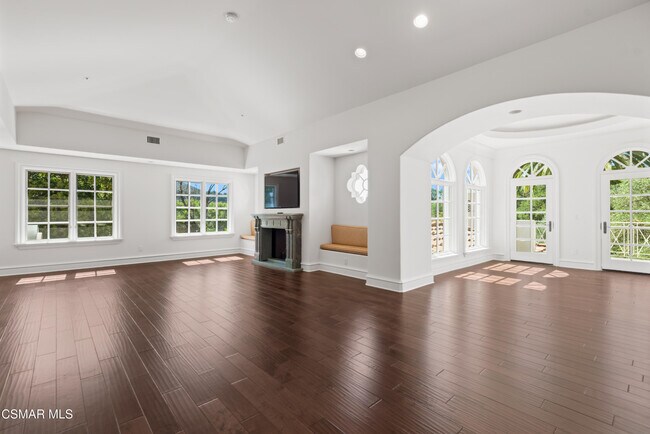 Building Photo - 1101 Oak Mirage Pl