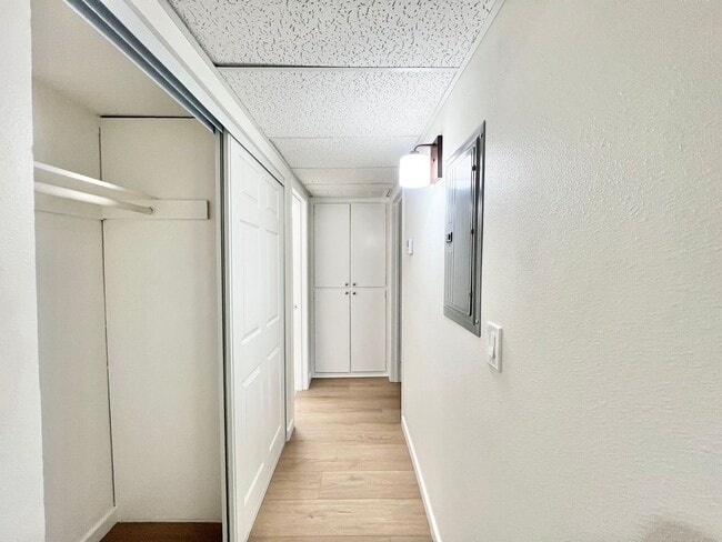 Building Photo - Gorgeous Stoneybrook Condo for Rent near C...