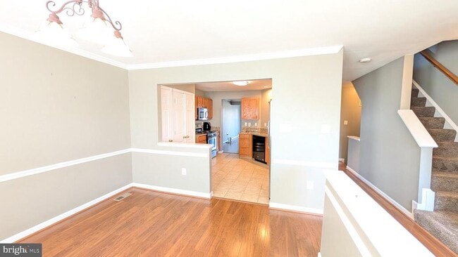 Building Photo - 424 Lilac Terrace NE