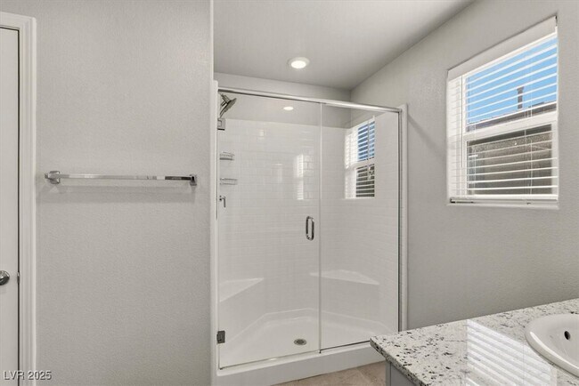 Building Photo - 3828 Ramura Ave