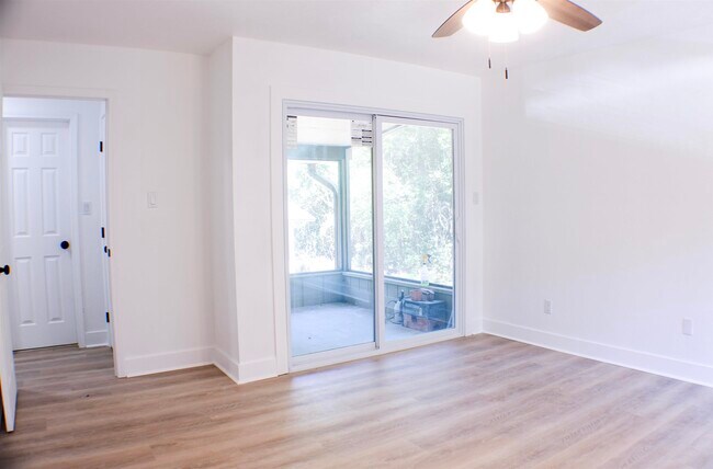 Building Photo - 4176 Brewster Rd
