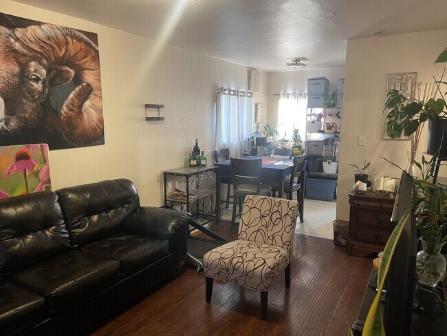 Building Photo - 1514 W 204th St