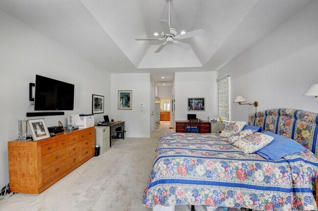 Building Photo - 2624 NW 63rd St