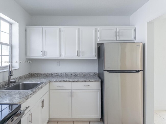 Building Photo - 27913 SW 131 AVE