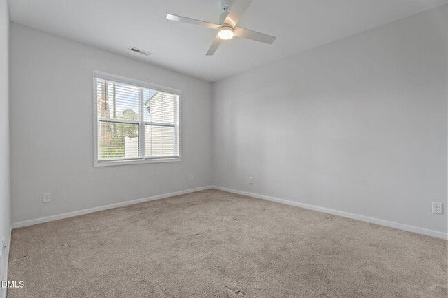 Building Photo - 745 Putney Hl Rd