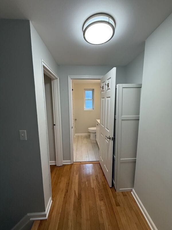 Building Photo - 5425 Stewart Ave