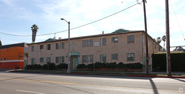 Building Photo - Leland Courts