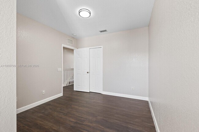 Building Photo - 3952 SW 157th Ave