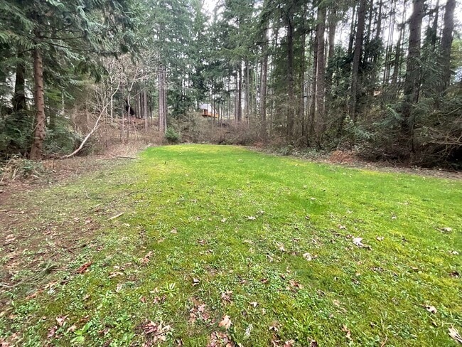 Building Photo - Beautiful 3 Bedroom, 2.5 Bath Home in Gated Clearwood Community!