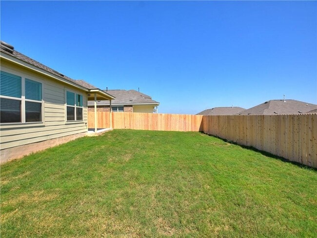 Building Photo - 21413 Wilmiller Ln