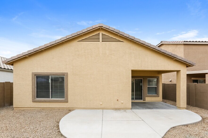 Building Photo - 5418 W Pollack St