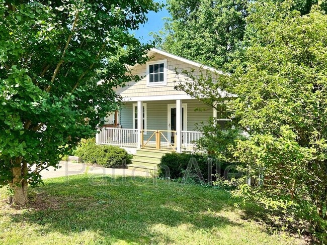 Building Photo - 130 Warren Haynes Dr