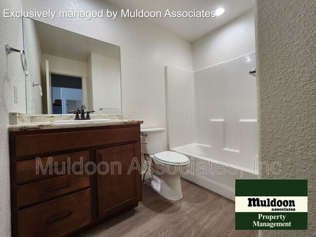 Building Photo - 251 W Acorn Dr