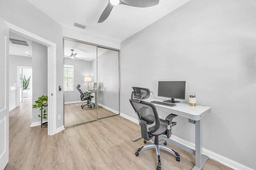 Third Bedroom/Office - 418 Capistrano Dr