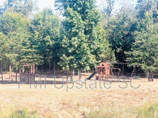 Building Photo - 320 Maplestead Farms Ct