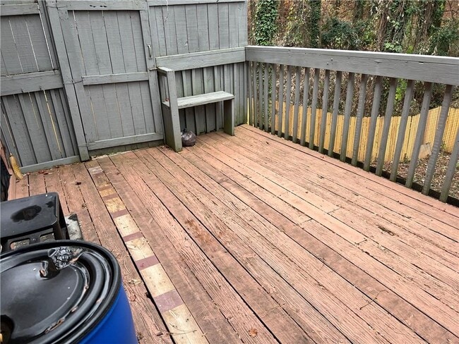 Building Photo - 1422 Kings Ridge Dr NW