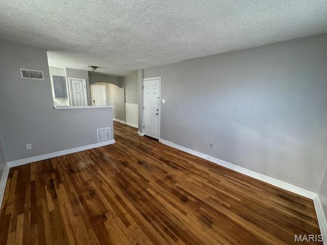 Building Photo - 4934 Kemper Ave