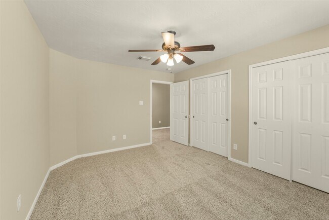 Building Photo - 2414 Falcon Knoll Ln