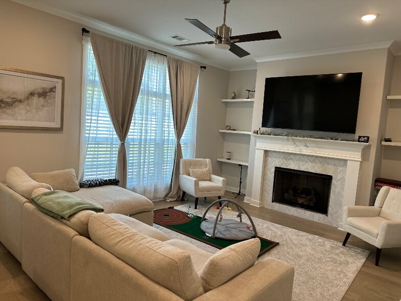 Building Photo - 5608 Gerber Rd