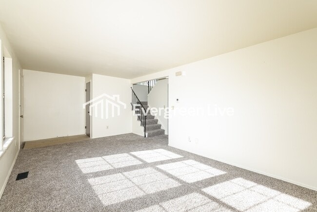 Building Photo - 7673 Mt Hood