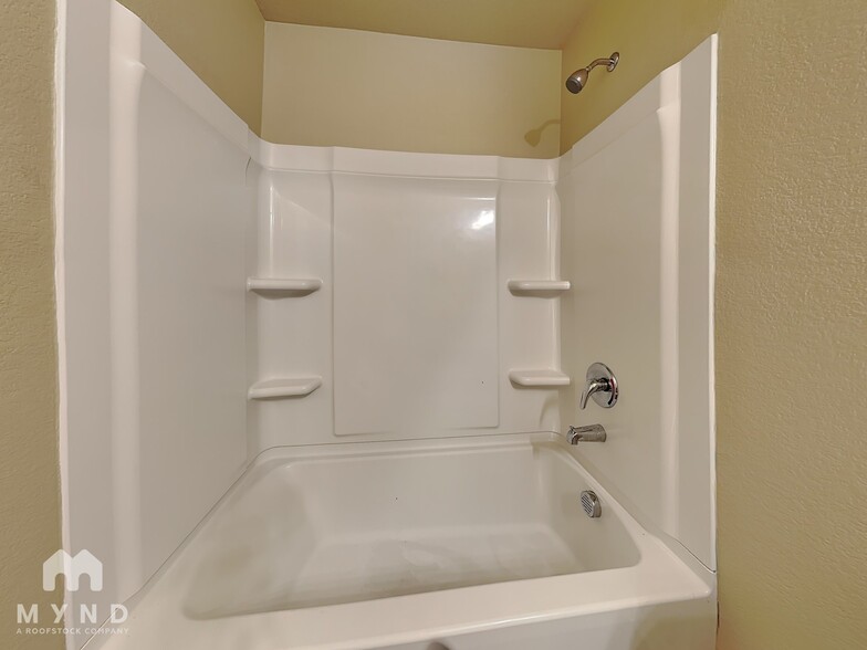 Building Photo - 6609 Ridgemist Ln