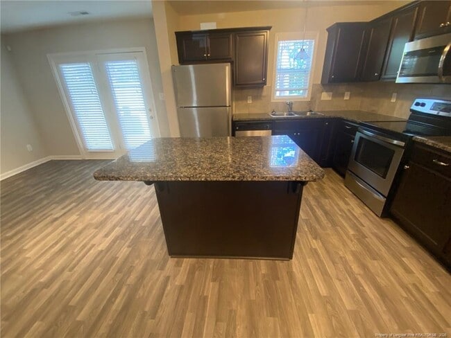 Building Photo - 2514 Gardner Park Dr