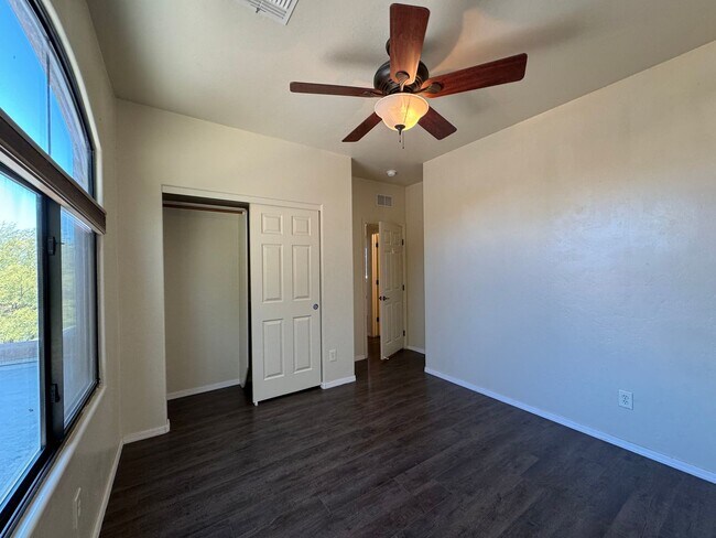 Building Photo - 3BR/2.5BA/2CG, 2072 sq.ft. rental in Sierra Vista, AZ
