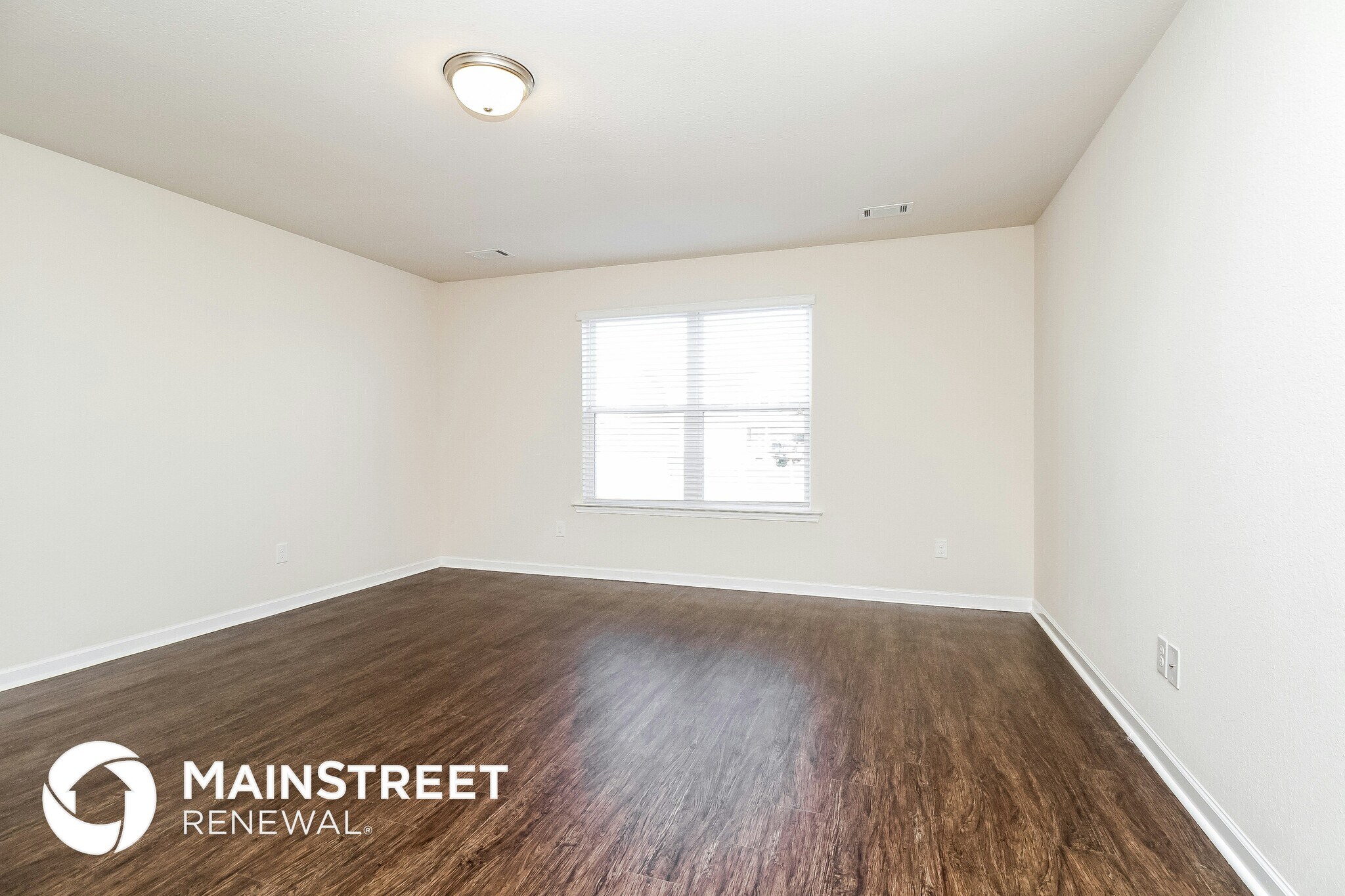 Building Photo - 2524 Queen Bee Dr
