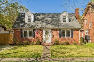 Building Photo - 1620 Melrose Pkwy