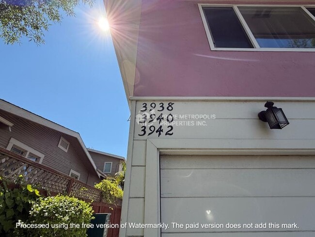 Building Photo - 1 bedroom in Oakland CA 94619