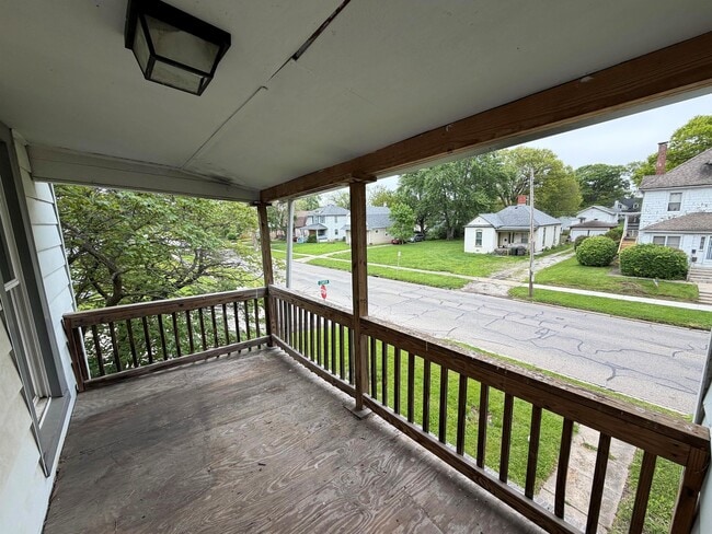 Building Photo - 1132 Gilbert-
