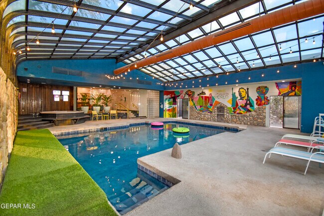 Building Photo - 508 Canyon Springs Dr