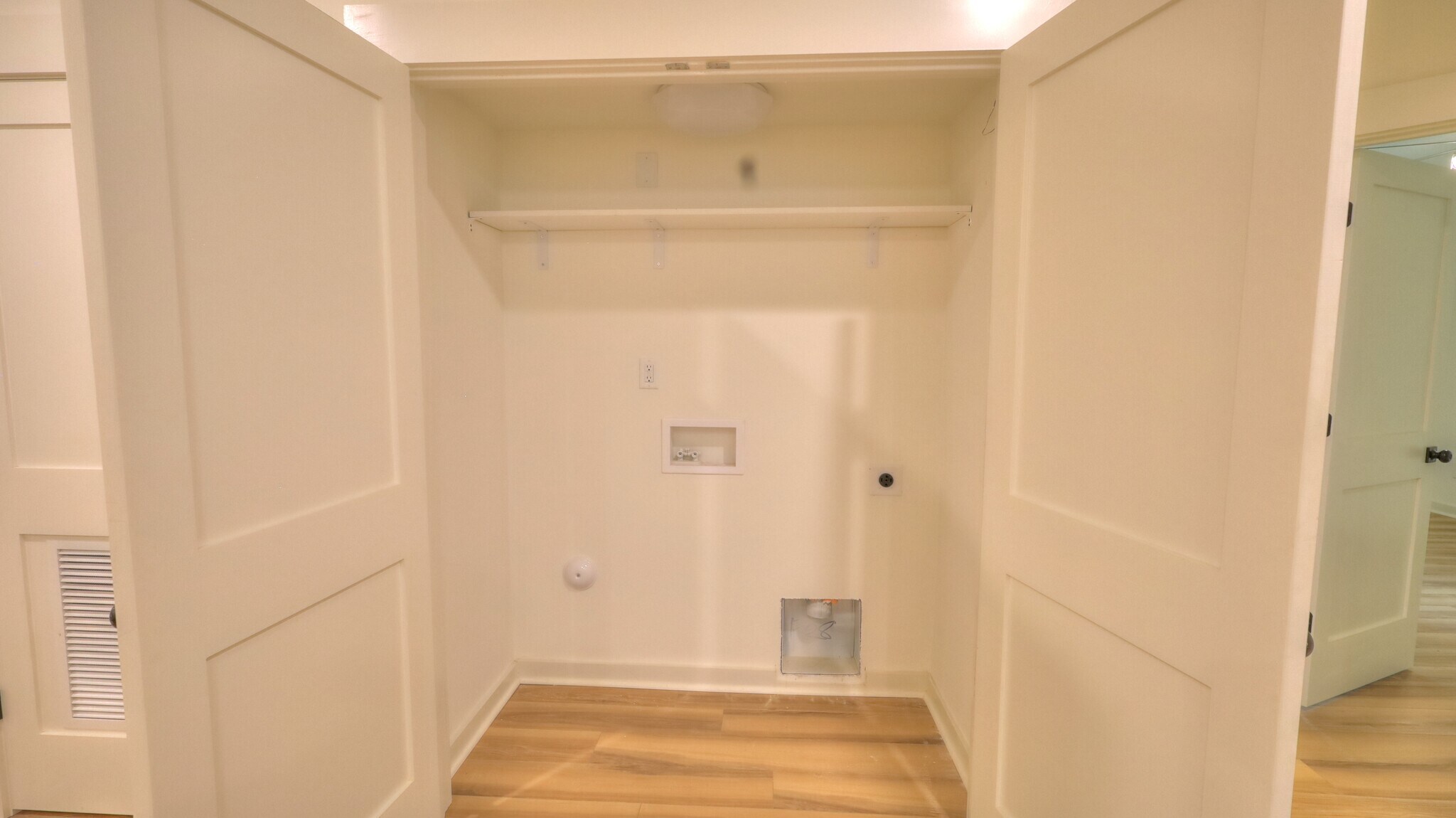 Unit B - Washer and Dryer will be included - 345 W Stewart Ave