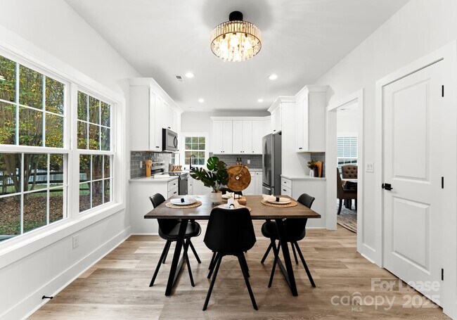 Building Photo - 6923 Cascade Dream Ct