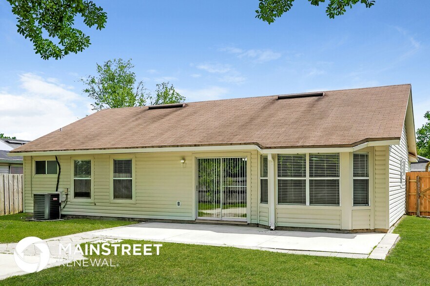 Building Photo - 8767 Spring Harvest Ln E