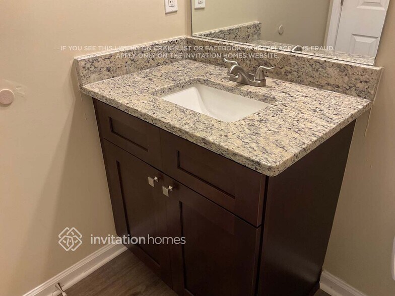 Building Photo - 2113 Groundwater Pl