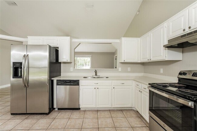 Building Photo - 2478 Pine Chase Cir