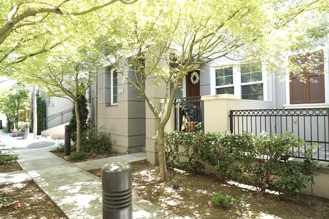 Building Photo - Beautiful Communications Hill Home, A/C, P...