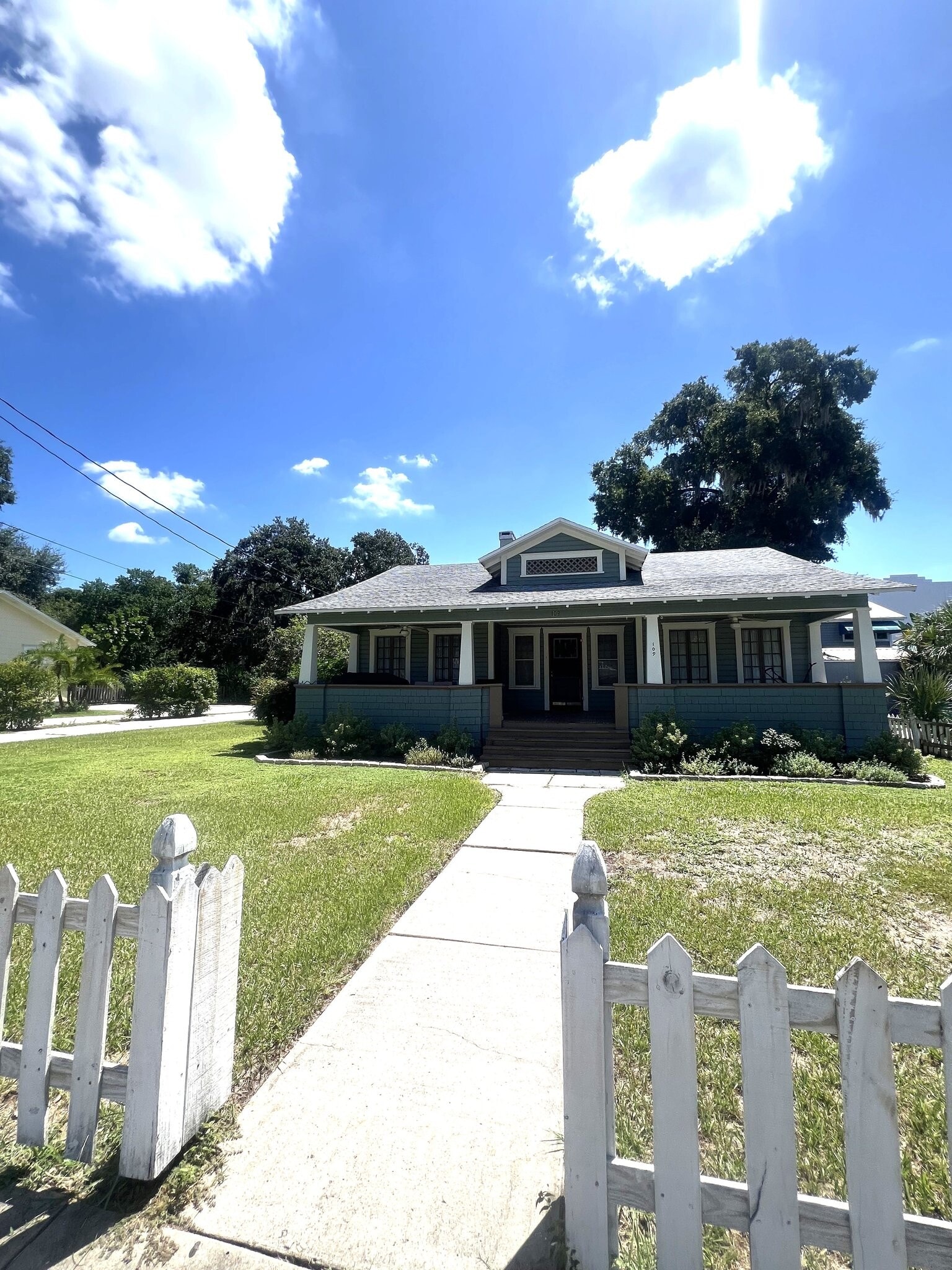 Building Photo - 109 Hill Ave