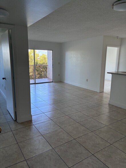 Building Photo - 15221 SW 80th St
