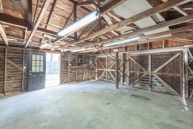 Building Photo - 2810 24th St