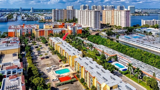 Building Photo - 210 172nd St