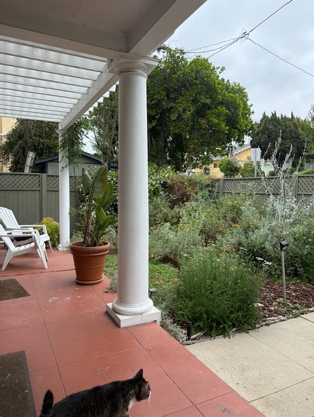 Front Porch and Native garden - 1011 1/2 N Coronado St