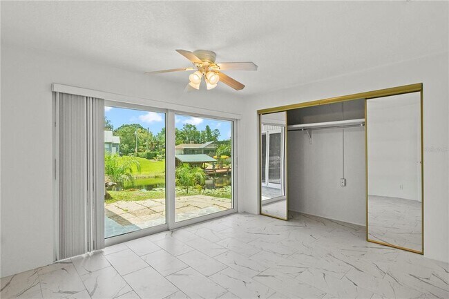 Building Photo - 17511 Canal Shores Dr